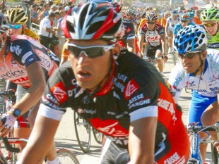 Xusto detrás de Óscar Pereiro, antes de que o de Mos se retirase do rolda española